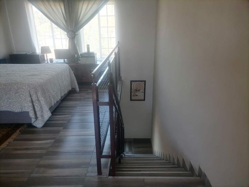 **Charming 3-Bedroom Townhouse for Sale in Thornbrook** - Photo 7