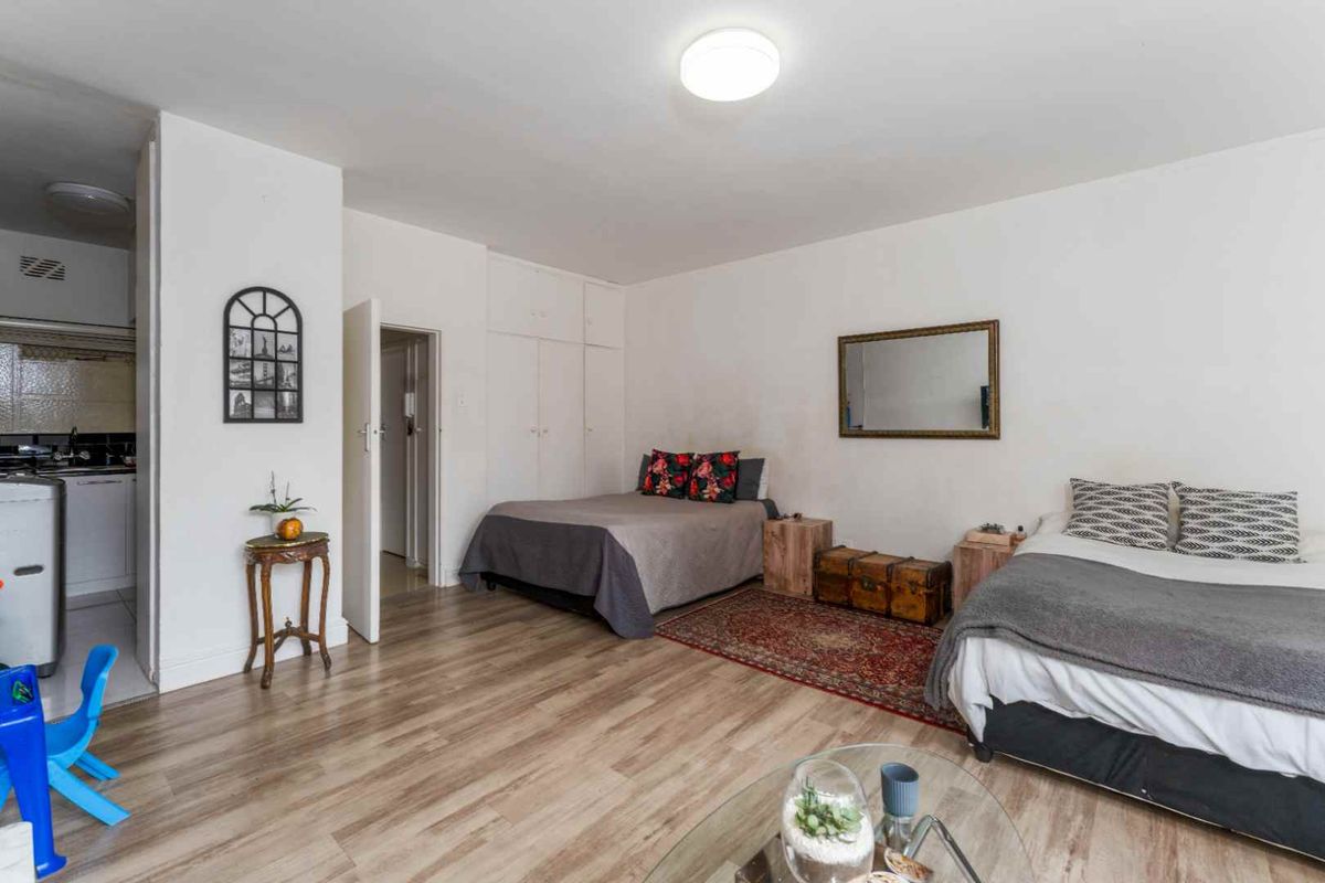 Studio Apartment | Trafalgar Centre, Foreshore Excellent Airbnb & Investment Opportunity – Cape Town - Photo 3