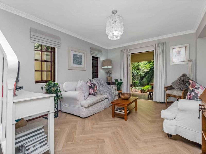 A DUPLEX SANCTUARY IN THE TREETOPS — LIVING IN LOVELY LONEHILL WILL LEAVE YOU IN ABSOLOUTE AWE - Photo 8