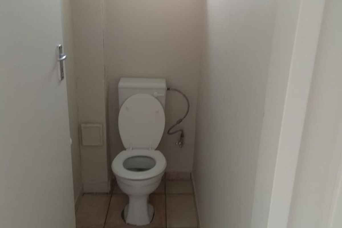 Two Bedrooms apartment in Pretoria - Photo 5