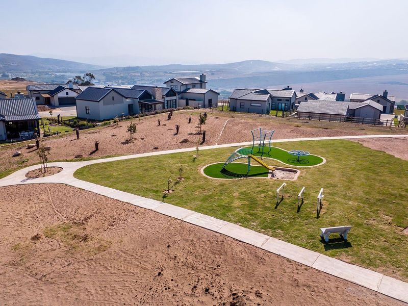 Discover your peaceful retreat at Hartland estate - Photo 2