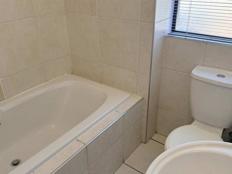 2 Bed Unfurnished Apartment for Rent in Morningside - Photo 7