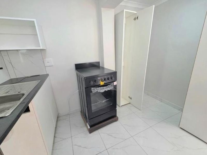 Charming 1 Bedroom Garden Cottage To Let In Waverley - Photo 6
