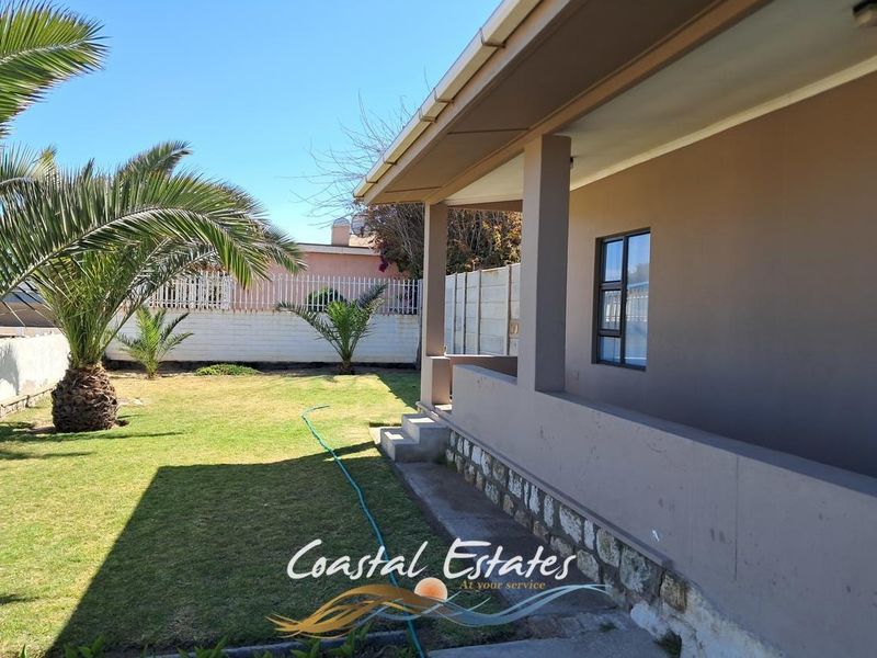 Stunning Sea Front Property with Unmatched Views and Endless Potential - Photo 7