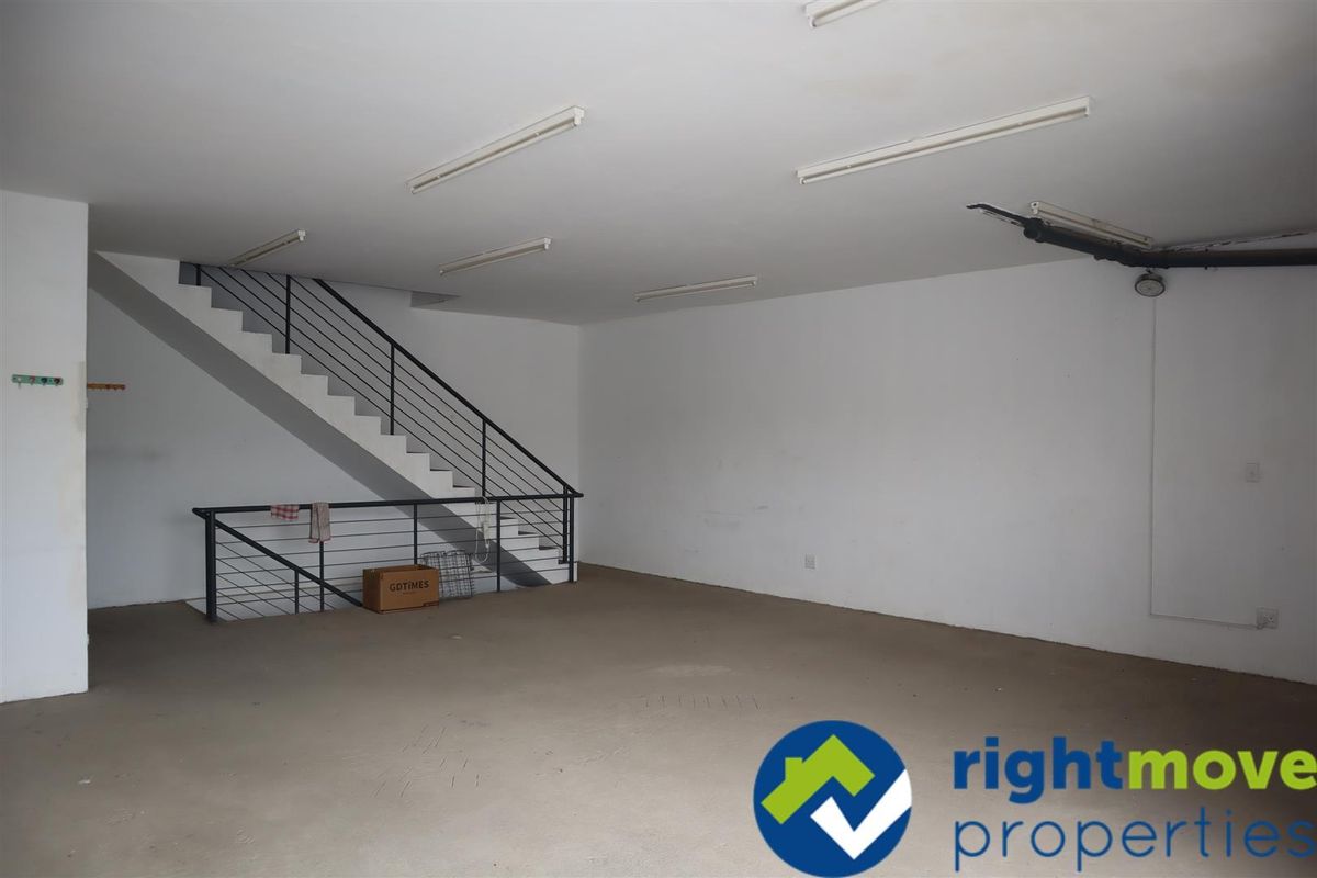 Easily accessible from the highway - Photo 3