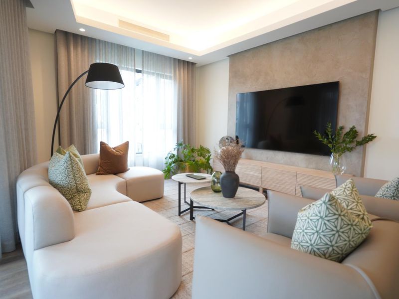 Luxury Fully Furnished 2-Bedroom Apartment - Photo 6
