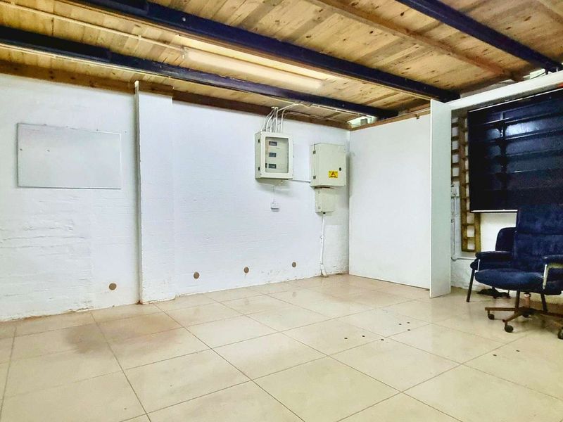 Warehouse & Offices to Let | Double Volume Industrial Space Near Durban CBD - Photo 5