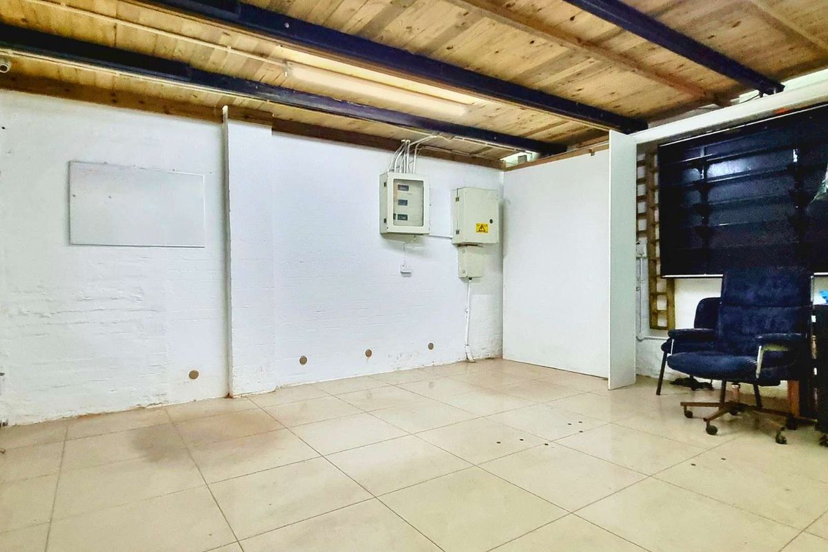 Warehouse & Offices to Let | Double Volume Industrial Space Near Durban CBD - Photo 5