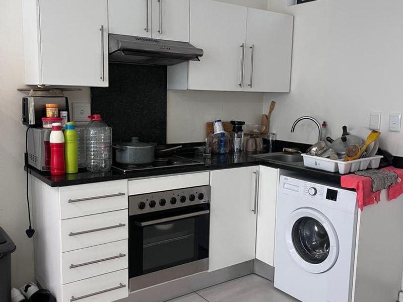 CBD| CITY JUNCTION | BACHELORS - Photo 5