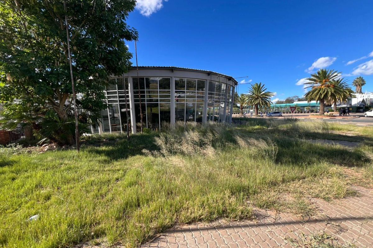 Commercial Property For Sale | N$ 9 845 000 - Photo 4