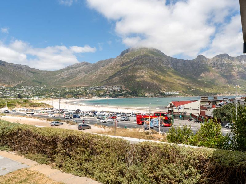 Luxury Investment Property in Hout Bay - Photo 2