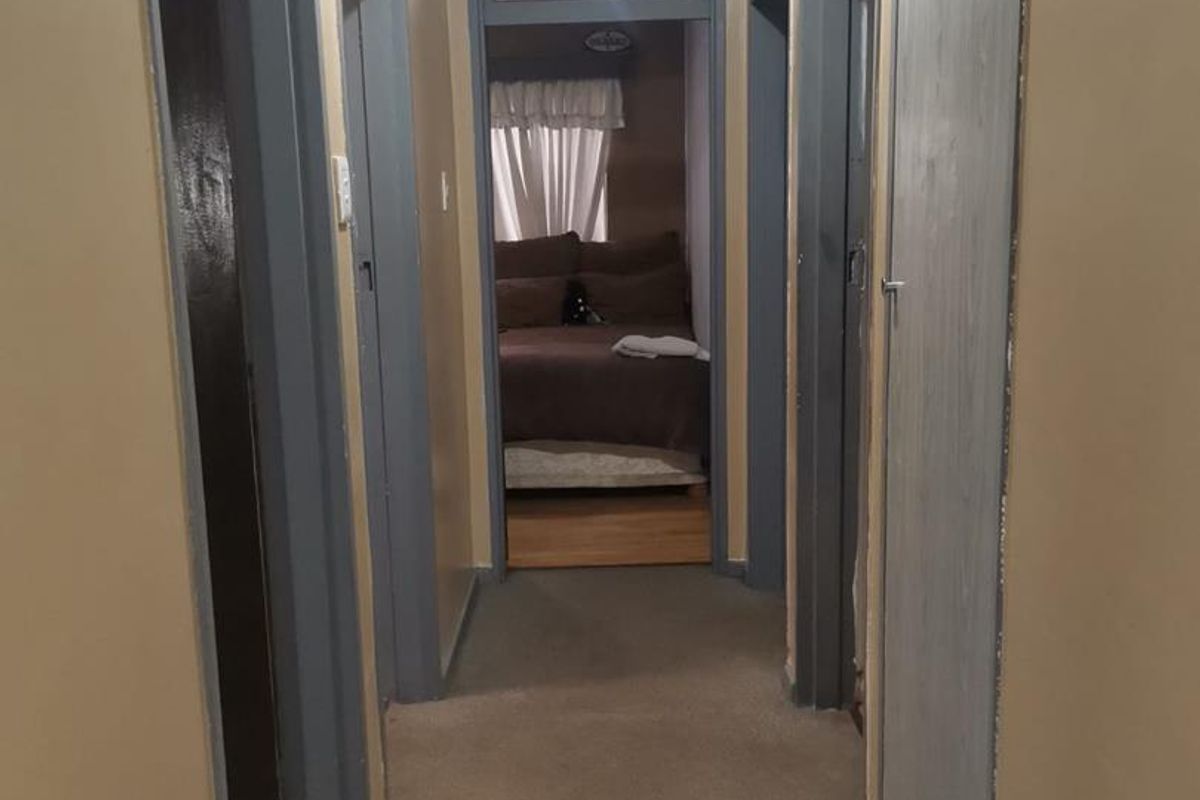 3 Bedroom House For Sale in Vanderbijlpark SE 6 - Photo 4