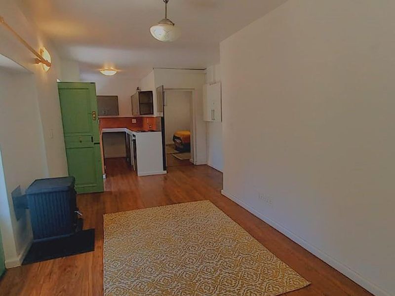 3 Bedroom 3 Bathroom Home - Photo 5