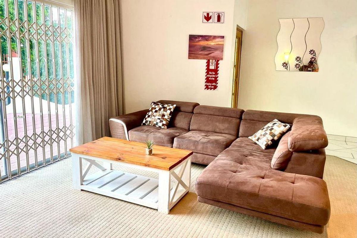 To Let per room/ per person (semi-furnished) - Photo 3