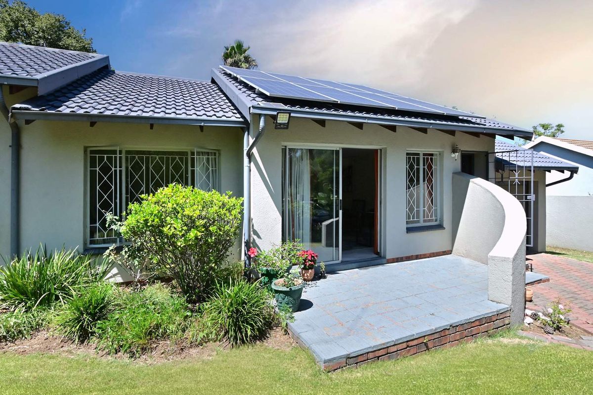 Charming Family Home in Excellent Estate - Photo 4
