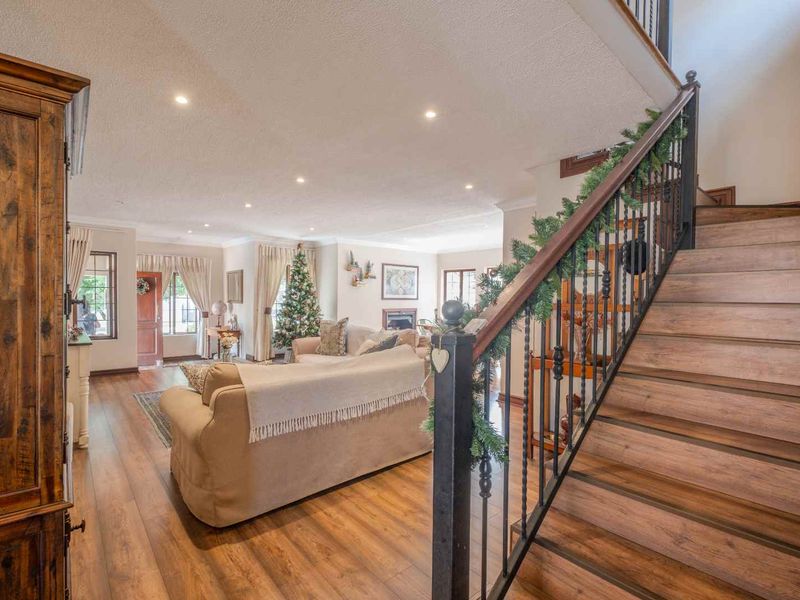 Well kept family home  -  Sole Mandate - Photo 9