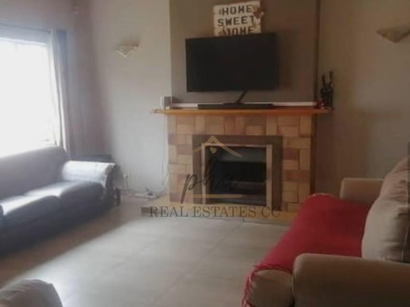 Cosy 3  Bedroom House with newly Built 2-Bedroom Cottage on a Corner Erf in Walvis Bay - Photo 3