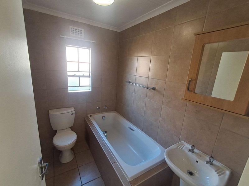 3 Bedroom House Not To Be Missed - Photo 10