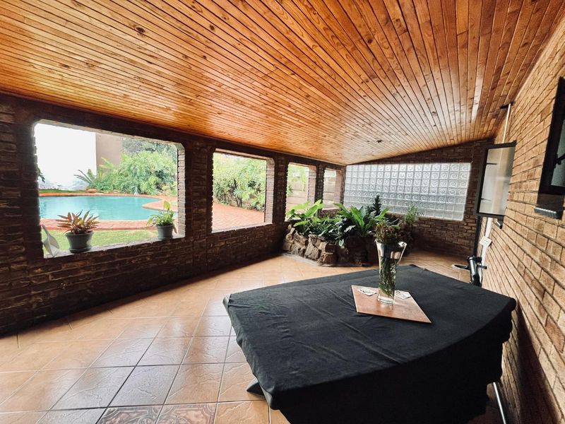 Beautiful 3 Bedroom Family Home in Parkrand - Photo 3