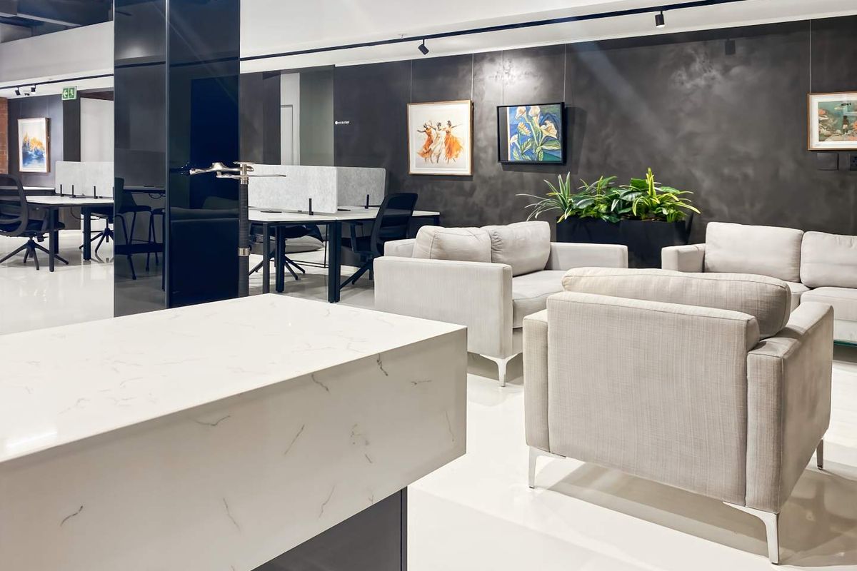Find office space in Regus The Foundry for 1 person with everything taken care of. - Photo 4