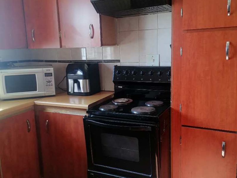 4 Bedrooms house for sale in Botleng - Photo 9