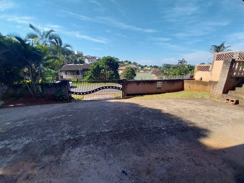 Low-maintenance face brick clinker home - Photo 2