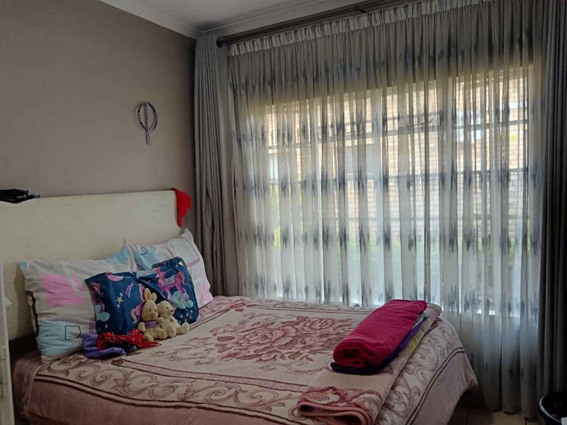 A beautiful family home in the heart of Ninapark - Photo 6
