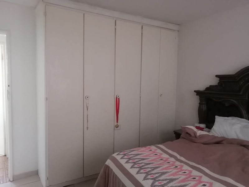 Ground Floor easy access Town House - Photo 8