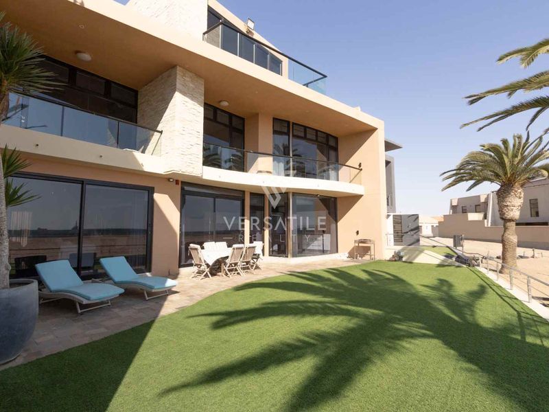 Prime Beachfront Property For Sale - Photo 3