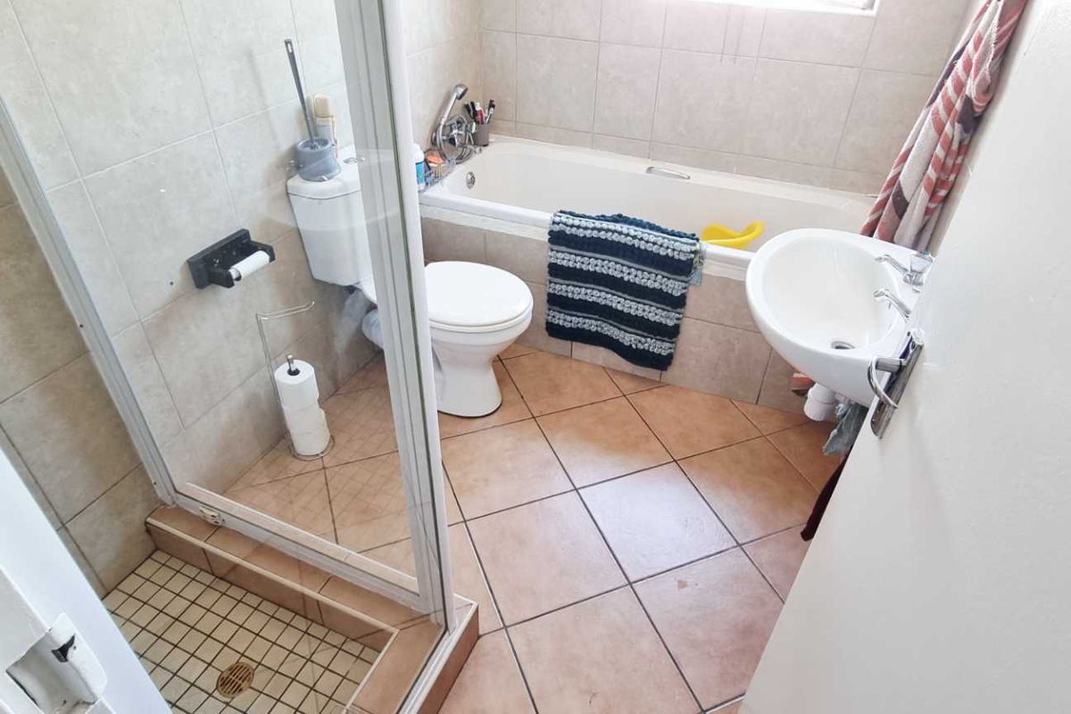 Khomasdal 2 bedroom townhouse - Photo 5