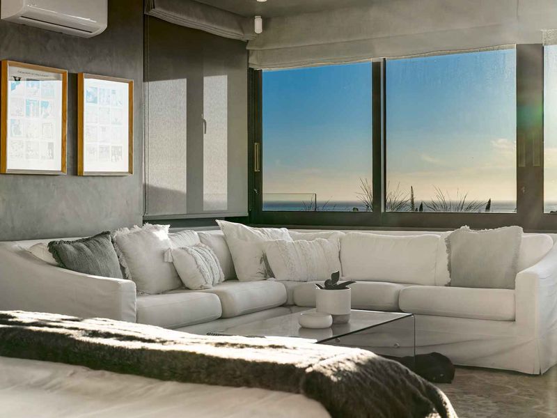 STYLISH NEW HOME WITH BEAUTIFUL FEATURES - Photo 9