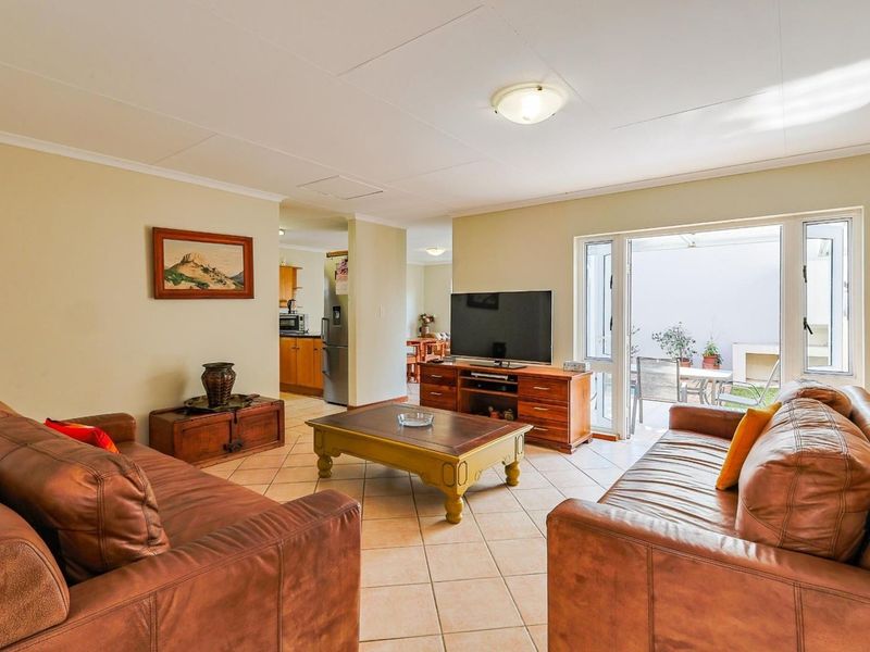 Fully Furnished 3-Bedroom House with Pool for Rent in Silver Lakes Golf Estate - Photo 6