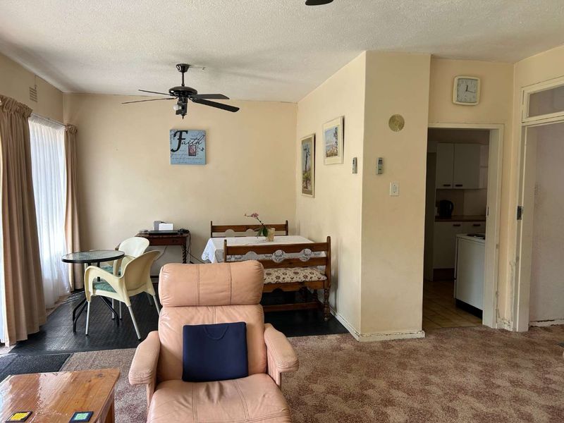 Duplex in prime position. - Photo 9