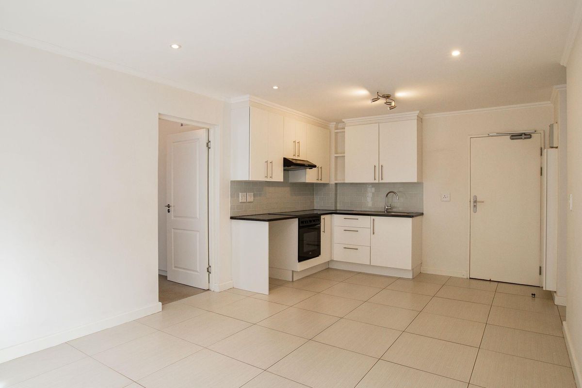 Modern Ground-Floor Apartment in Kenilworth – Ideal for Comfortable Living - Photo 4