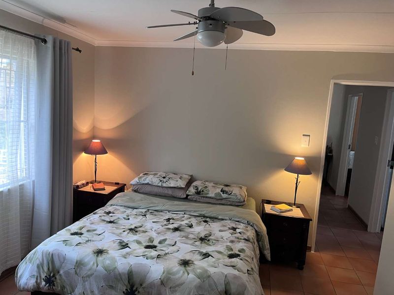 FULLY FURNISHED TOWNHOUSE Available for Rent - Photo 8