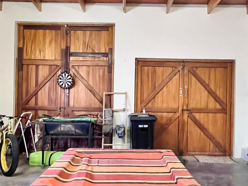 Perfect Holiday home for sale - Hentiesbaai - Photo 3