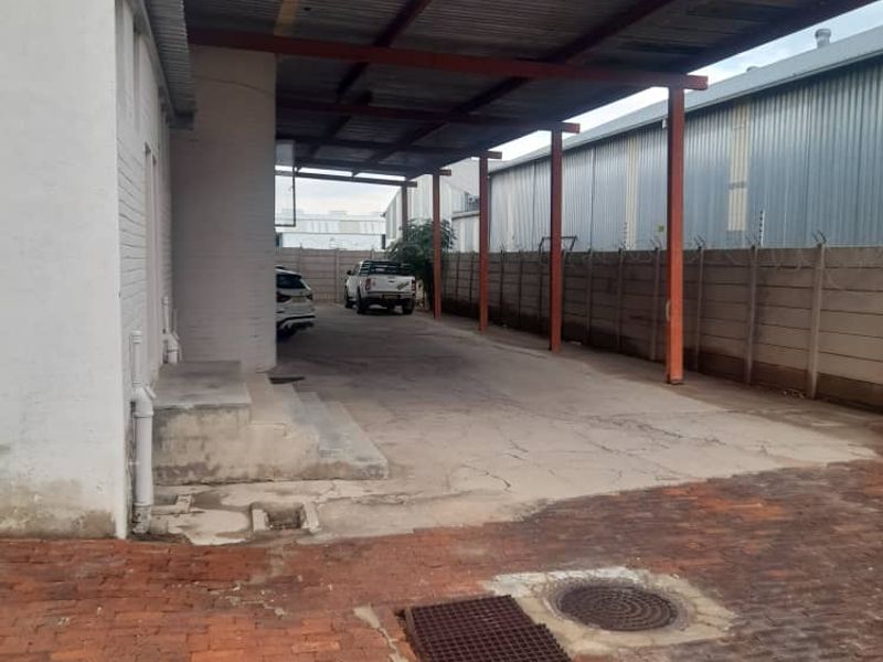 Unleash Business Potential: 2,969 Sqm Prime Space Awaits! - Photo 2