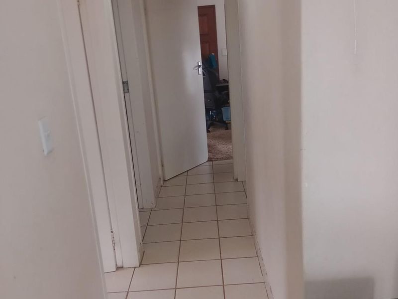 3 Bedroom House In Midrand Village - Photo 8