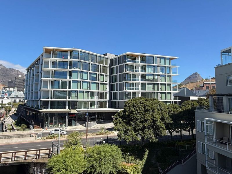 180m2 office to rent in Waterfront with balcony and canal views - Photo 8