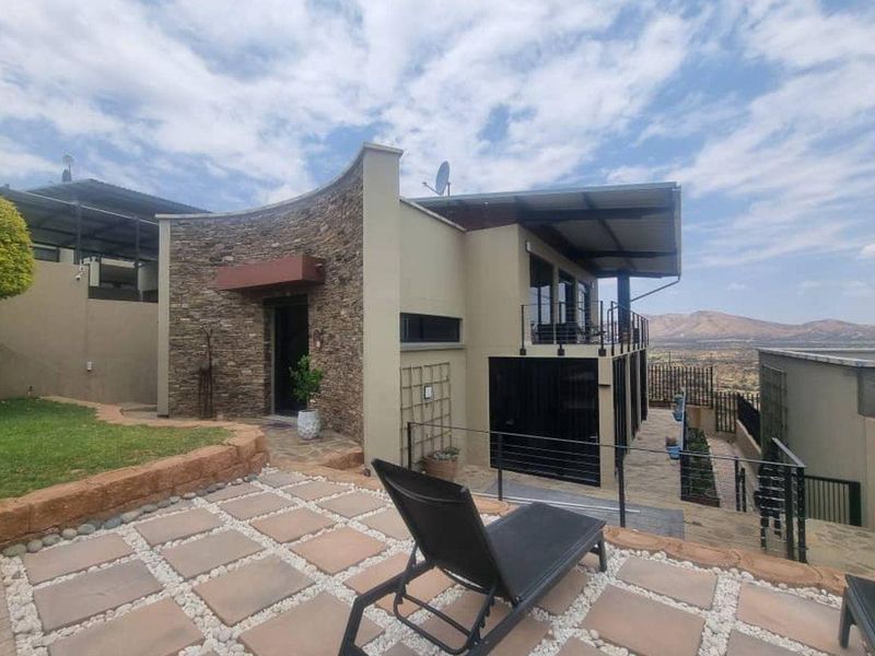 A rare opportunity to own a fully upgraded executive townhouse in the prestigious Henning Village, located in the highly sought-after suburb of Kleine Kuppe. - Photo 3