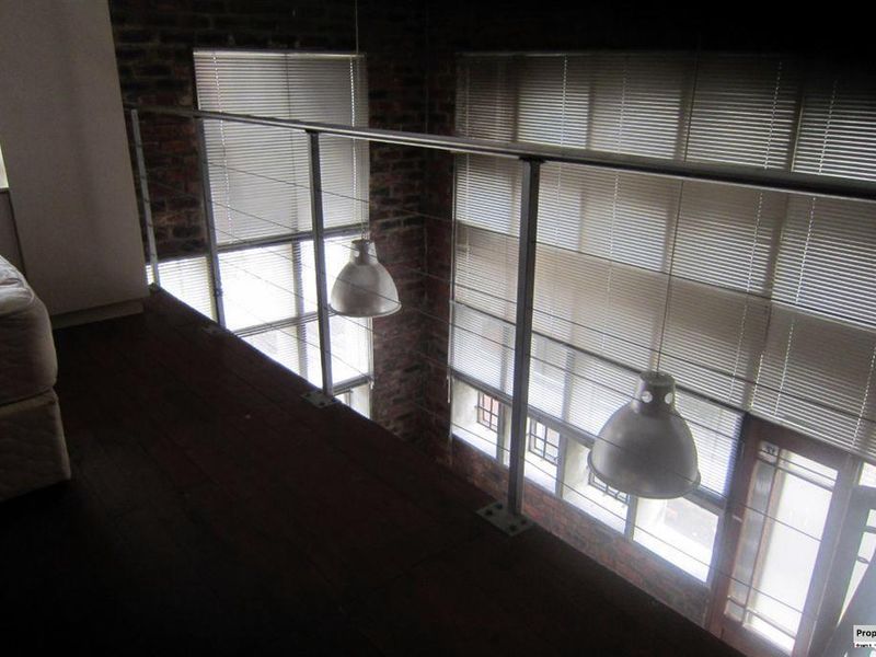 LOFT Apartment in SOUTH END - Photo 9