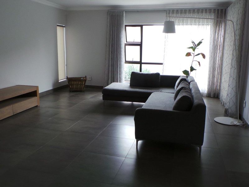 Perfect Masterpiece! Prime Location! - Photo 8