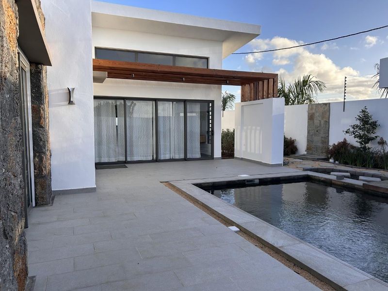 Premium single-storey 3-bedroom villa with contemporary architecture - Photo 1