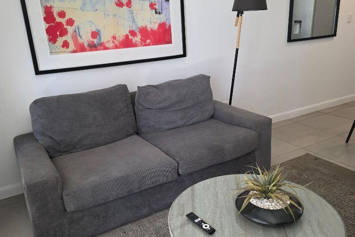 SOPHISTICATED FULLY FURNISHED 1 BED GROUND FLOOR APARTMENT IN MORNINGSIDE - Photo 5