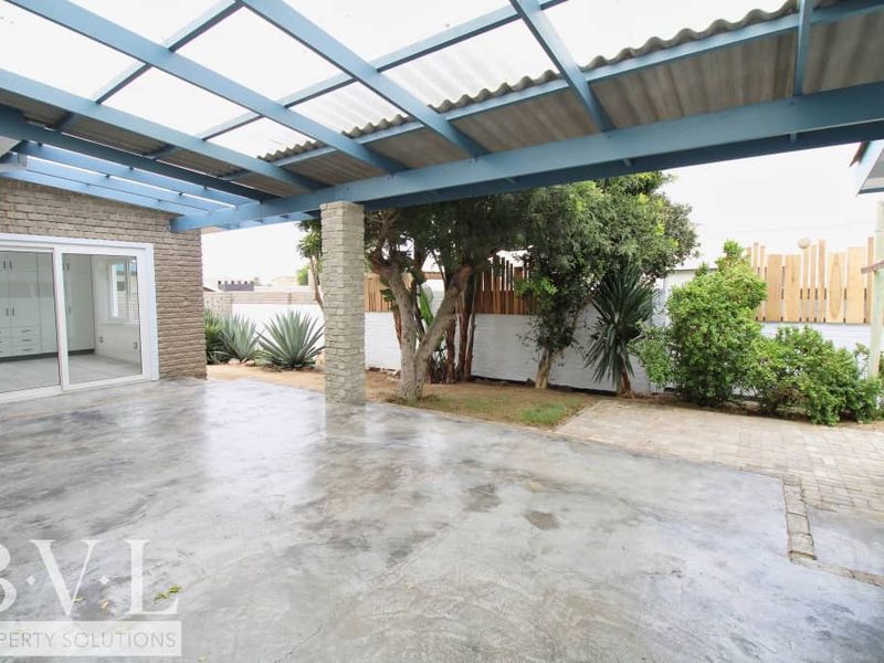 House for Sale in Swakopmund - N$ 6 420 000 - Photo 6