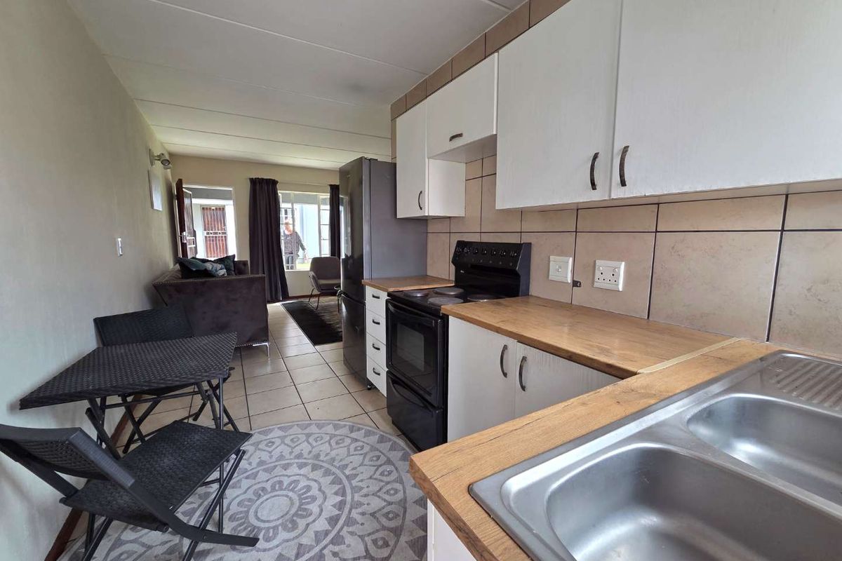 2 Bedroom in Boksburg – Under Market Value, Above Expectations. - Photo 3