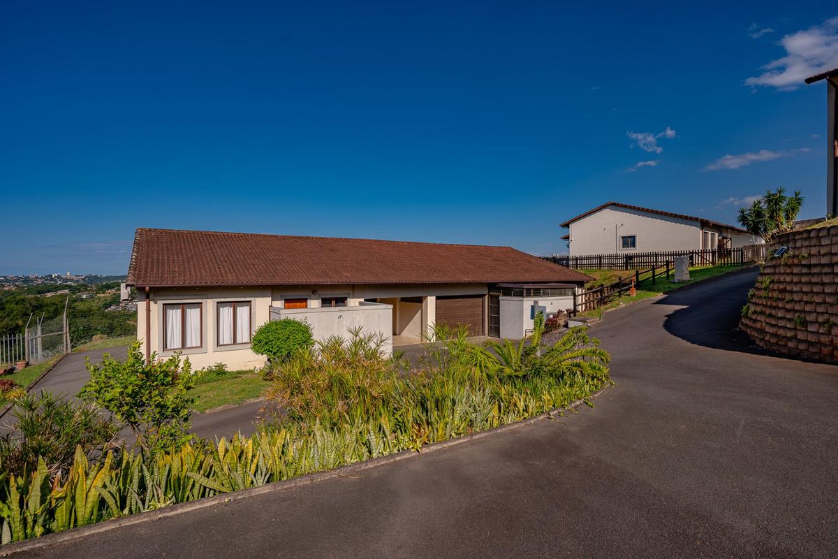 For Sale | Reservoir Hills  | 3 Bedroom 2 Bathroom Hidden Gem Townhouse - Photo 2