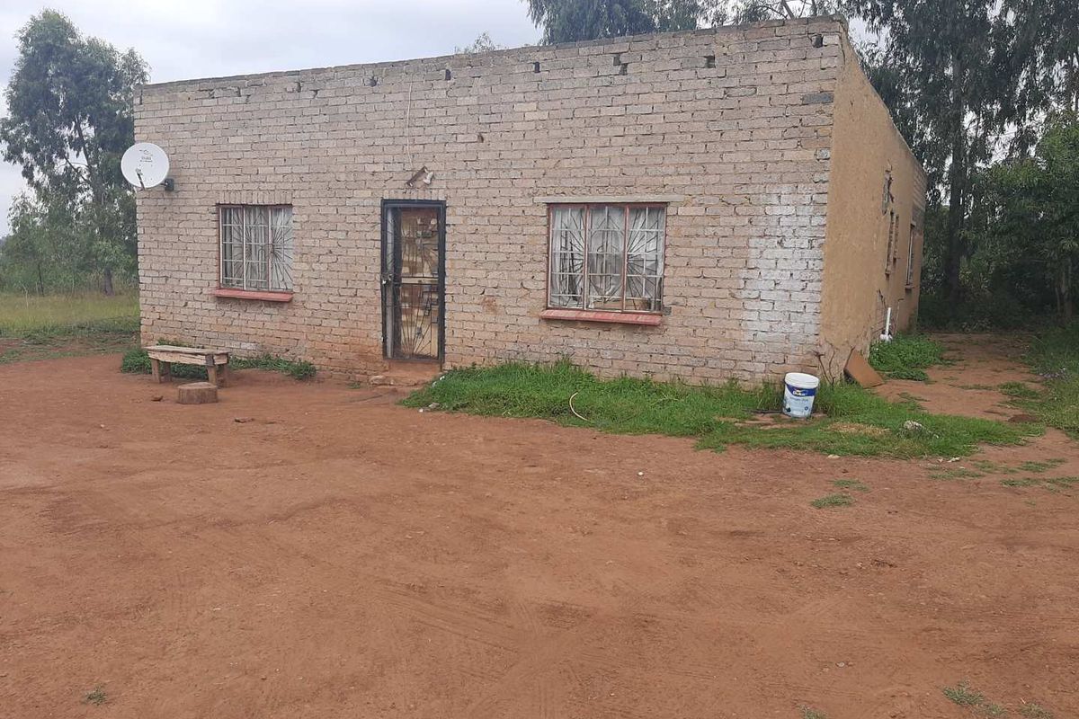 Small holding next to the Fleemarket in De deur on the new Main Road - Photo 2