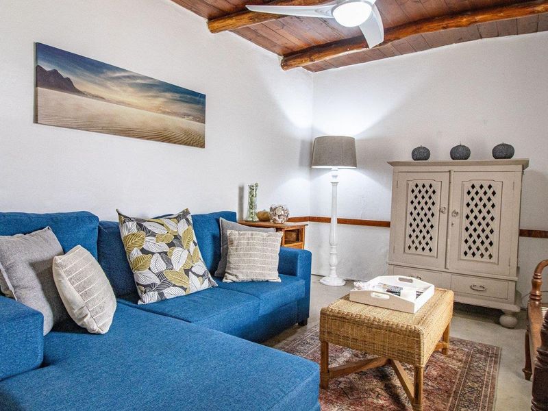 Linger Longer in Gansbaai - Photo 6