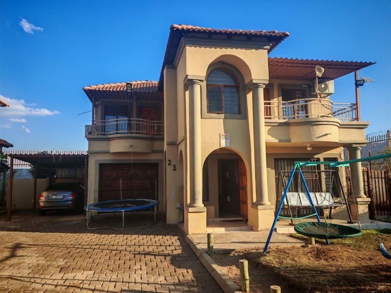 Home For Sale In A Secure Complex - Photo 2